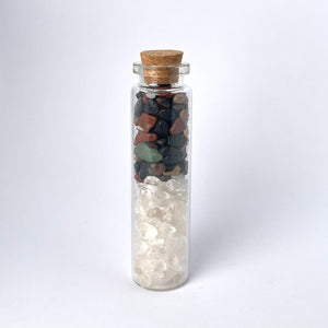 ONYX MULTICOLOR WITH CLEAR QUARTZ IN BOTTLE