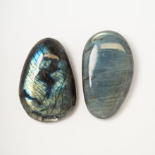 Load image into Gallery viewer, LABRADORITE EXTRA QUALITY