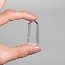 Load image into Gallery viewer, CLEAR QUARTZ POINT