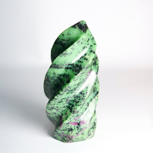 RUBY IN ZOISITE FREEFROM